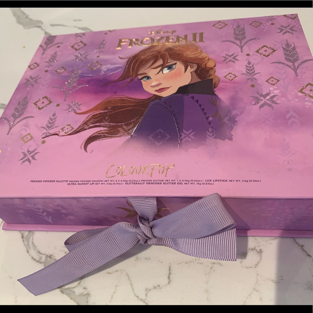 Frozen make-up box